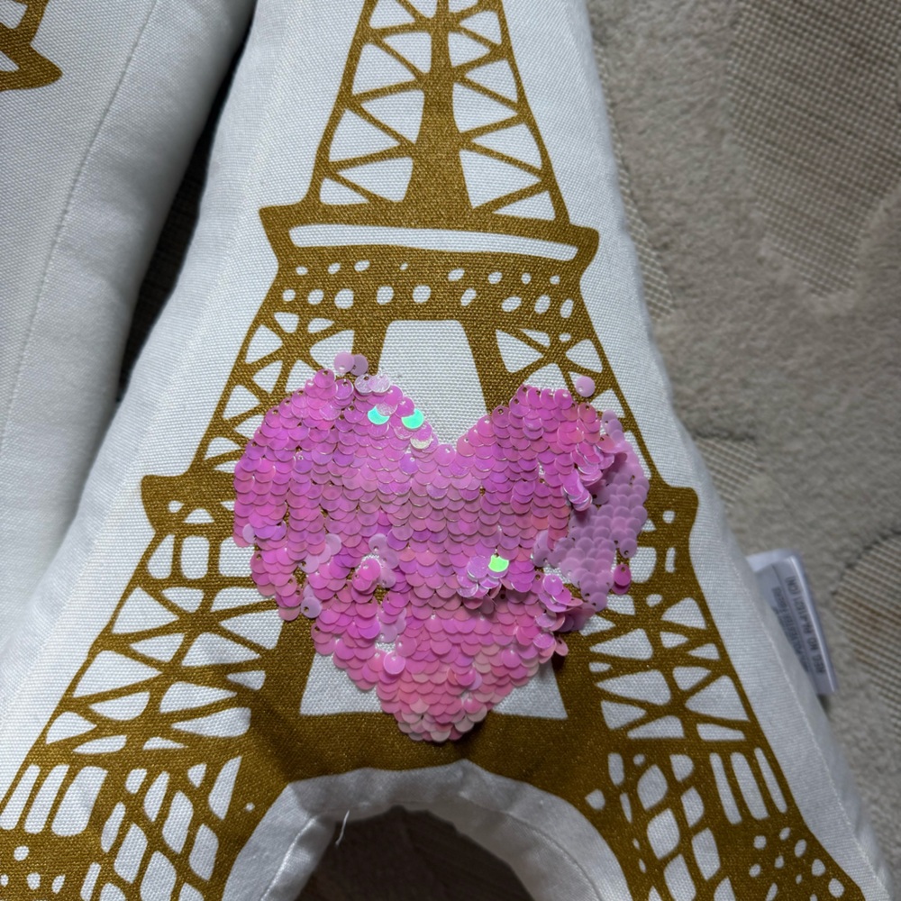 Eiffel Tower Sequin pillows - Picture 2 of 2